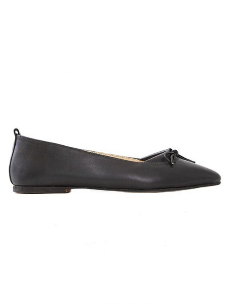 House of Cinnamon Monica Pointed Flat Black Side